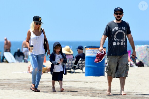 Christina Aguilera, son fils Max et son ex-mari Jordan Bratman, en sortie à Los Angeles, le 11 août 2013.