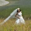 Monica Bellucci en robe de mariée sur le tournage du film "L'amour et la Paix"dans la province de Zelengora en république serbe de Bosnie-Herzégovine le 14 août 2013.