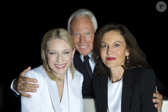 Cate Blanchett, Giorgio Armani et la réalisatrice Anne Fontaine à Milan.