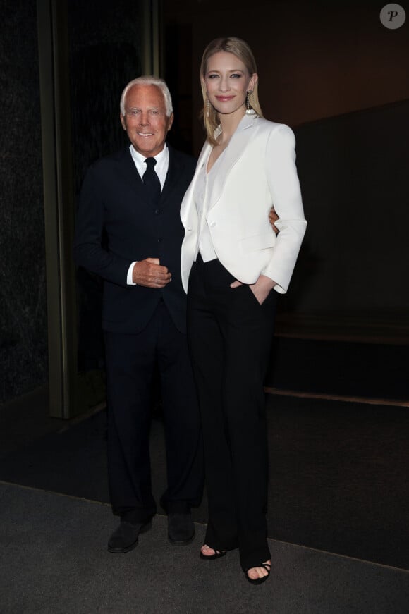 Giorgio Armani au côté de sa nouvelle égérie Cate Blanchett.