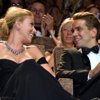 Scarlett Johansson : Fiancée à son amoureux français Romain Dauriac !