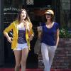 Exclusif - Teri Hatcher se promène avec sa fille Emerson à Los Angeles, le 4 septembre 2013.