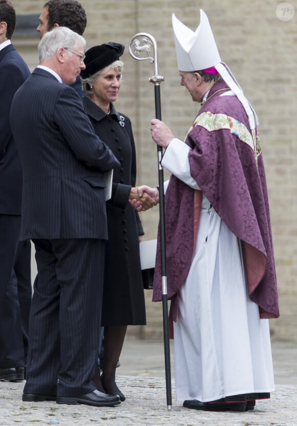 Le duc et la duchesse de Gloucester après la messe des obsèques de Hugh van Cutsem, le 11 septembre 2013 à la cathédrale de Brentwood, dans l'Essex.