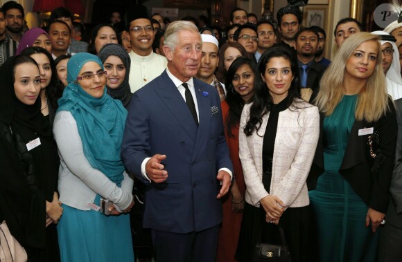 Le prince Charles lors d'une réception à Clarence House le 11 septembre 2013, quelques heures après les obsèques de son ami Hugh van Cutsem, pour le Mosaic Leadership Program avec la princesse Badiya de Jordanie.