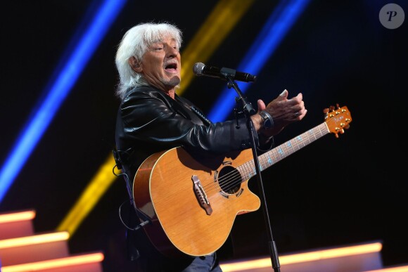 Exclusif - Hugues Aufray - Enregistrement de l'émission "Hier encore" présentée par Charles Aznavour et Virginie Guilhaume à l'Olympia le 6 septembre 2013. L'émission sera diffusée le 14 septembre.
