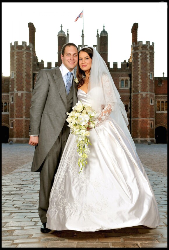 Lord Frederick Windsor et Sophie Winkleman lors de leur mariage en 2009 à Hampton Court