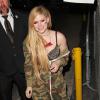 Avril Lavigne à la sortie de l'enregistrement de l'émission "Jimmy Kimmel Live" à Los Angeles, le 18 septembre 2013.