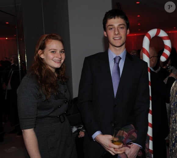 Kathryn Blair et son ami à Londres en décembre 2010. 