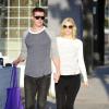 Jaime King, enceinte et son mari Kyle Newman font du shopping à West Hollywood, le 17 septembre 2013.
