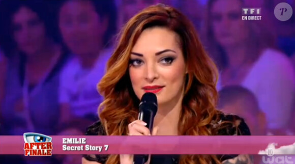 La belle Emilie Nef Naf métamorphosée sur le plateau de l'After de Secret Story 7 lors de la finale remportée avec Anaïs le 13 septembre 2013 sur TF1