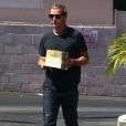 Gavin Rossdale et son fils ZUma achètent des gâteaux le 21 septembre 2013 à Los Angeles.