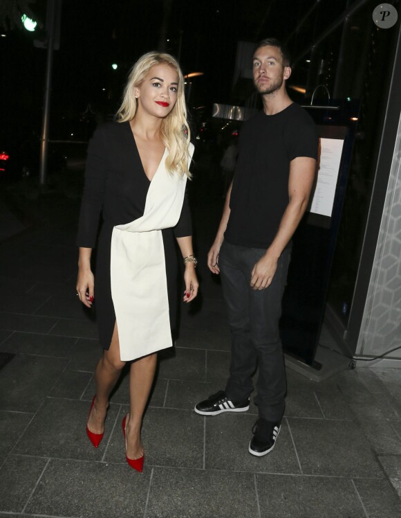 Rita Ora et son petit ami Calvin Harris ont dîné au restaurant Hakkasan à Los Angeles, le 20 septembre 2013.