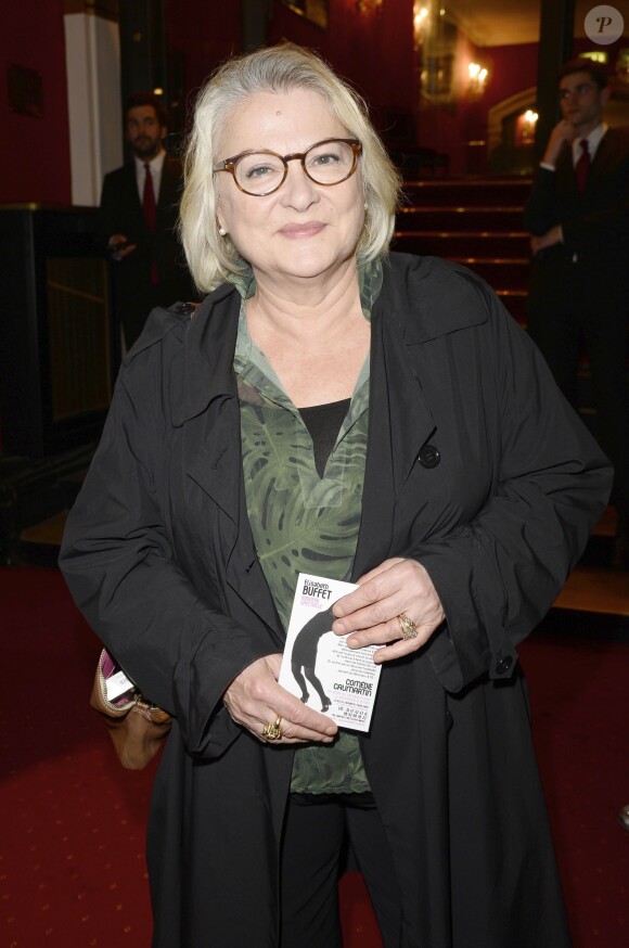Josiane Balasko à la générale du spectacle de Muriel Robin au théâtre de la Porte Saint-Martin à Paris, le 23 septembre 2013.