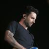Adam Levine en concert avec son groupe "Maroon 5" à Carson en Californie, le 11 mai 2013.