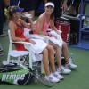 Martina Hingis au côté de Daniela Hantuchova lors de son grand retour à l'US Open à Flushing Meadows à New York le 30 août 2013