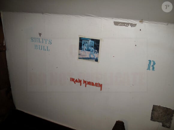 Les murs de la chambre de Kurt Cobain portent encore sa trace dans sa maison d'enfance mise en vente par sa mère, septembre 2013.
