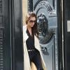 Victoria Beckham sort de l'ambassade de Grande-Bretagne et va faire du shopping chez Celine et Saint-Laurent le 27 septembre 2013