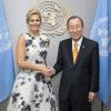 La reine Maxima des Pays-Bas avec Ban Ki-moon à l'ONU, à New York, le 24 septembre 2013