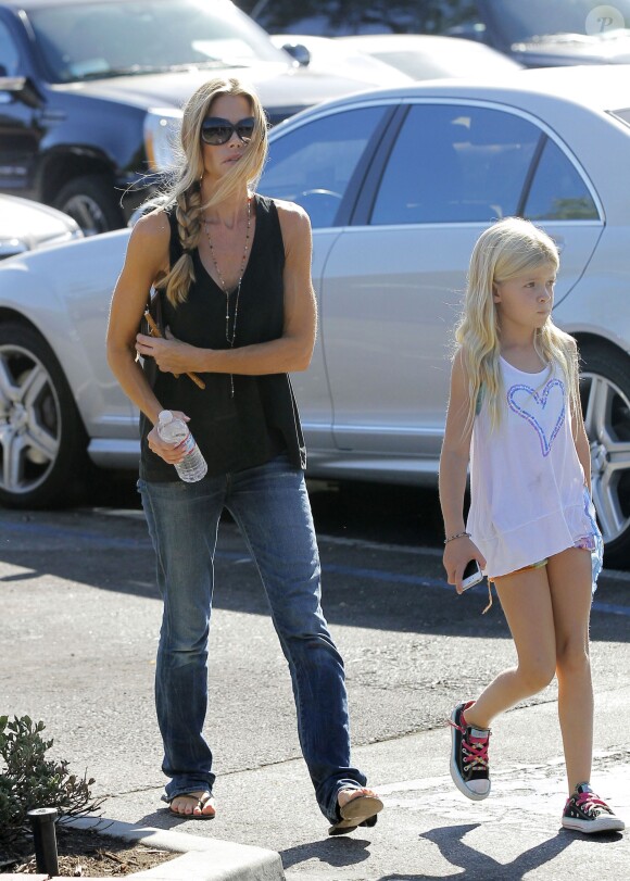 Denise Richards et sa fille Lola Rose à Beverly Hills, le 1er octobre 2013.