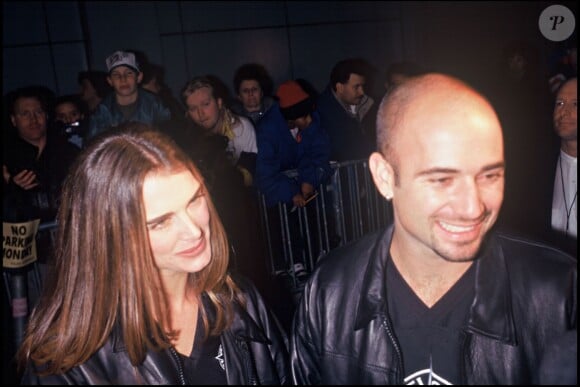 Brooke Shields et Andre Agassi le 27 décembre 1995