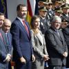 Le prince Felipe et la princesse Letizia d'Espagne à la Journée de la police au palais Arzobispal à Alcala de Henares le 2 octobre 2013