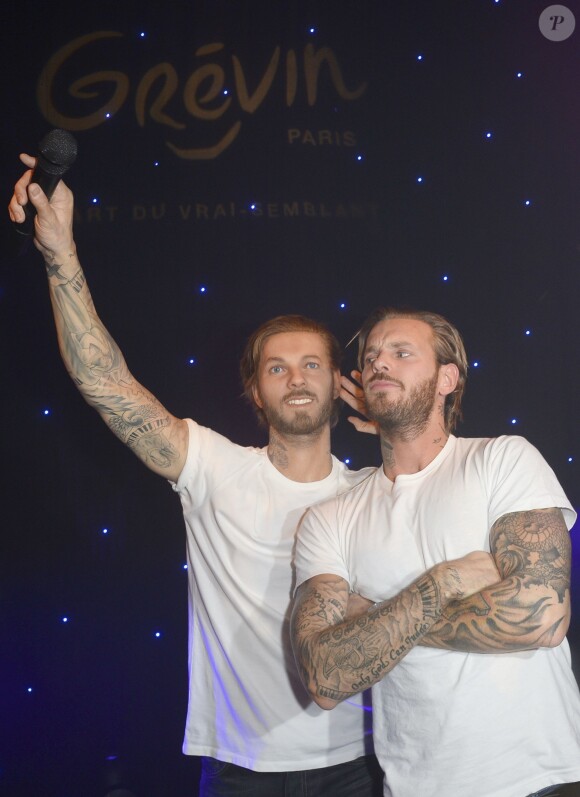 M. Pokora inaugure sa statue de cire au musée Grévin à Paris, le 7 octobre 2013.