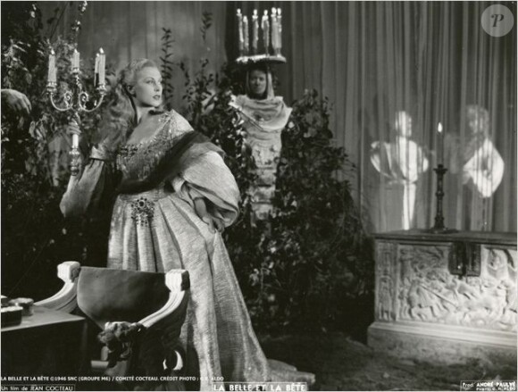 Josette Day dans "La Belle et la Bête" de Jean Cocteau, 1946.