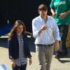 Exclusif - Mila Kunis et son petit ami Ashton Kutcher sur un tournage à Los Angeles, le 11 octobre 2013.