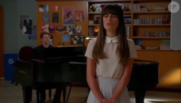 Lea Michele rend hommage à Cory Monteith dans la 5e saison de Glee.