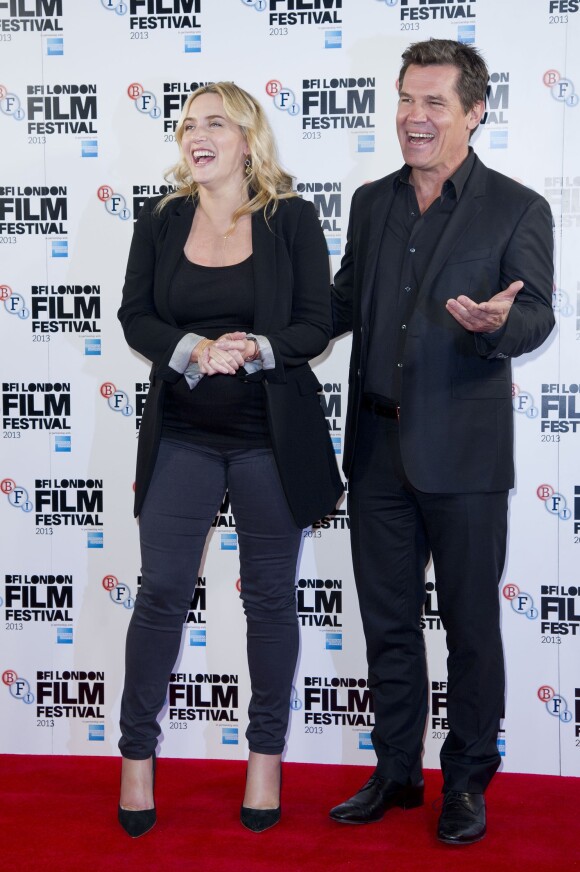 Kate Winslet, enceinte, et Josh Brolin, lors du photocall du film Last Days of Summer (Laboy Day), le 14 octobre 2013 à Londres dans le cadre du BFI London Festival