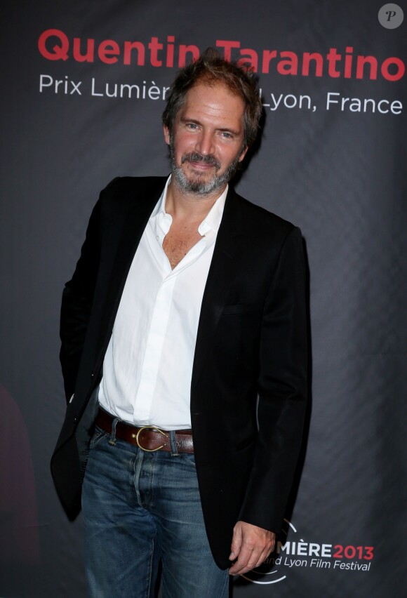 Christopher Thompson - Remise du Prix Lumière 2013 à Quentin Tarantino à Lyon, le 18 octobre 2013.