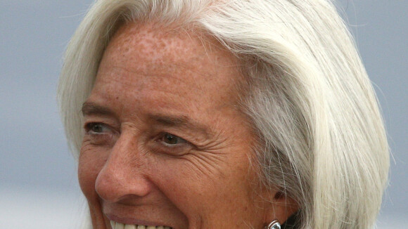 Christine Lagarde : Victime de sa coiffure, entre 'moquette' et 'lévrier afghan'