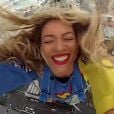 Beyoncé Knowles saute du haut de la Sky Tower à Auckland. La chanteuse s'est offert ce petit extra en marge des concerts de sa tournée mondiale, le Mrs. Carter Show World Tour.