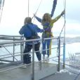 Beyoncé Knowles saute du haut de la Sky Tower à Auckland.