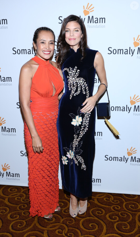 AnnaLynne McCord et Somaly Mam assistent au gala de l'association Somaly Mam à New York, le mercredi 23 octobre 2013.