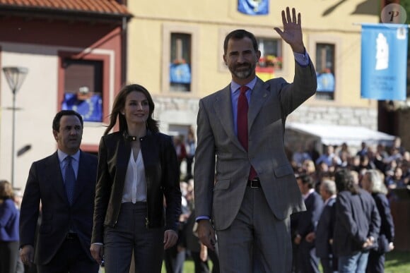 Letizia et Felipe d'Espagne à Teverga, en province des Asturies, pour la remise du Prix 2013 du Village Exemplaire, le 26 octobre 2013.