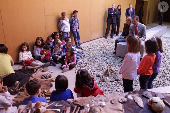 Letizia et Felipe d'Espagne à Teverga, en province des Asturies, pour la remise du Prix 2013 du Village Exemplaire, le 26 octobre 2013.