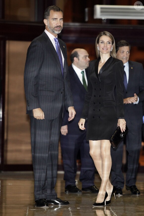 Le prince Felipe et la princesse Letizia d'Espagne au concert des 22e Prix Prince des Asturies à Oviedo le 24 octobre 2013.
