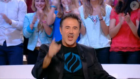 Les retrouvailles déjantées d'Antoine de Caunes et José Garcia au "Grand Journal" le 24 octobre 2013.
