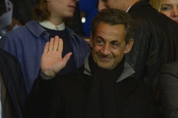 Nicolas Sarkozy lors du match PSG - Lorient au Parc des Princes à Paris le 1er novembre 2013, soldé par la victoire écrasante du Paris Saint-Germain, 4-0 (buts de Lucas, Cavani - doublé - et Menez).