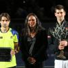 Novak Djokovic et David Ferrer lors de la cérémonie de remise des prix au terme de la finale du Masters 1000 de Paris-Bercy, le 3 novembre 2013, remporté par le serbe. Le trophée lui a été remis par Laura Flessel, en présence du directeur Guy Forget.