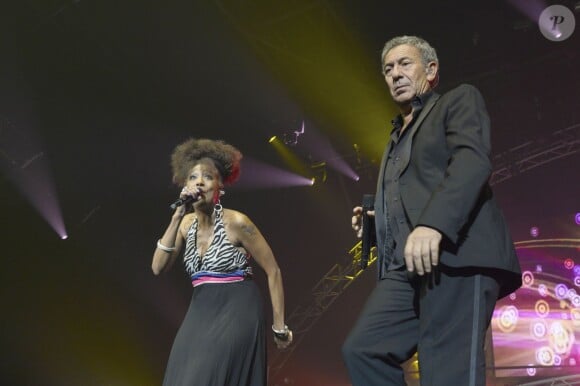 François Feldman et Joniece Jamison - Concert "Stars 80" au Zénith à Paris le 2 novembre 2013.