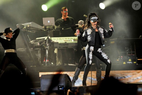Rihanna en concert au FNB Stadium à Johannesbourg, le 16 octobre 2013.