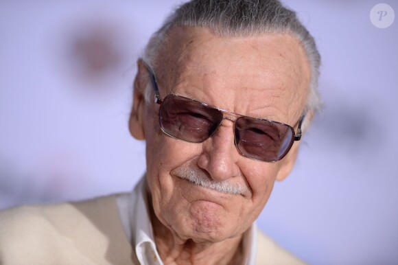 Stan Lee à la première du film "Thor : Le Monde des ténèbres" au cinéma El Capitan à Hollywood, le 4 novembre 2013.