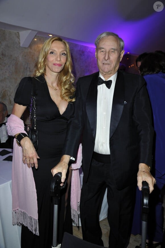 Sylvie Elias et Gérard de Villiers et Sylvie Elias lors de la 36ème édition du Prix The Best à Paris le 11 décembre 2012