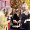 Candice Swanepoel dévoile le Royal Fantasy Bra de Victoria's Secret dans l'émission Good Morning America, diffusée sur ABC. New York, le 6 novembre 2013.