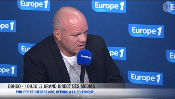 Face à la polémique Cauchemar à l'hôtel, le chef Philippe Etchebest répond au micro du Grand direct des médias sur Europe 1, le mercredi 30 octobre 2013.
