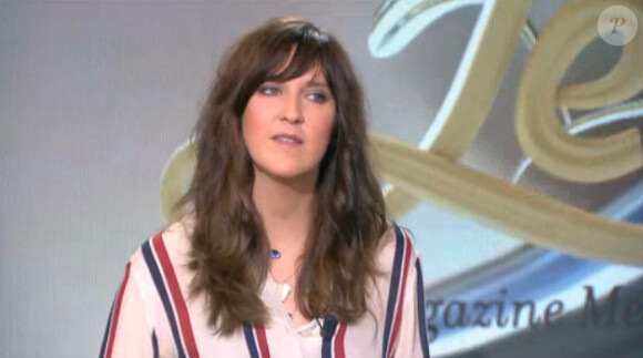 Daphné Bürki présente Le Tube, sur Canal+, le samedi 9 novembre 2013.