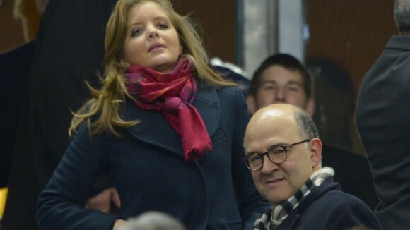 Pierre Moscovici et sa jeune amoureuse Marie-Charline, supporters de la France