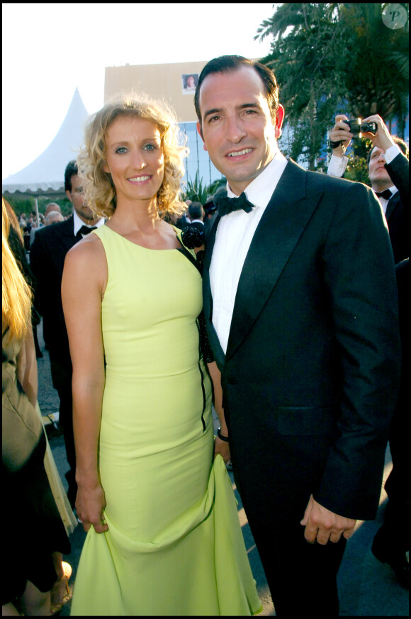 Alexandra Lamy et Jean Dujardin lors du Festival de Cannes le 18 mai 2005